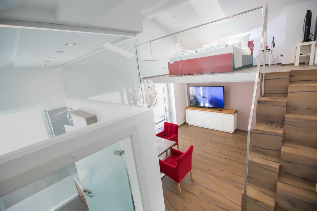 Haus Am Weinberg Daire Seekirchen am Wallersee Dış mekan fotoğraf